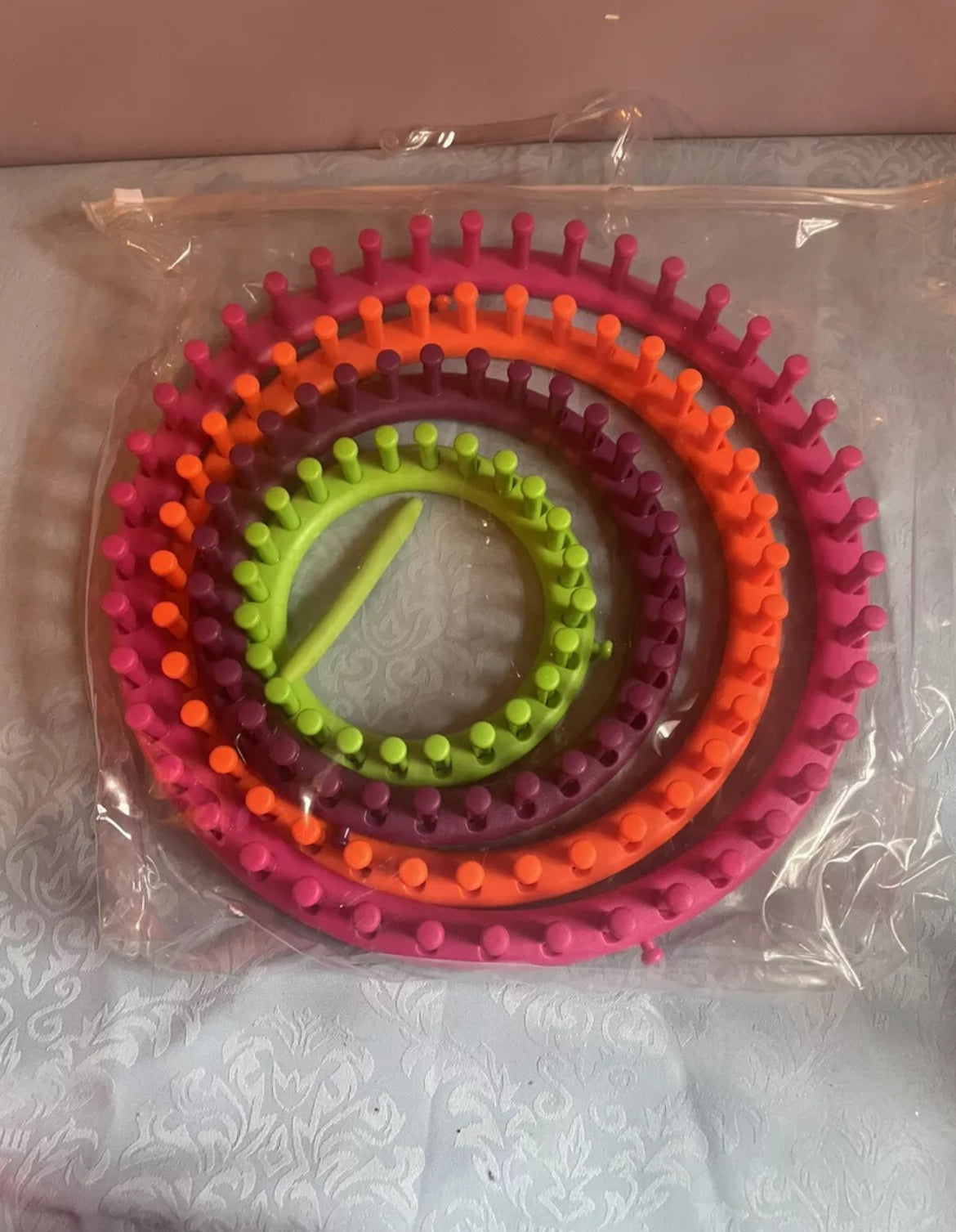 Round Knitting Loom Set
